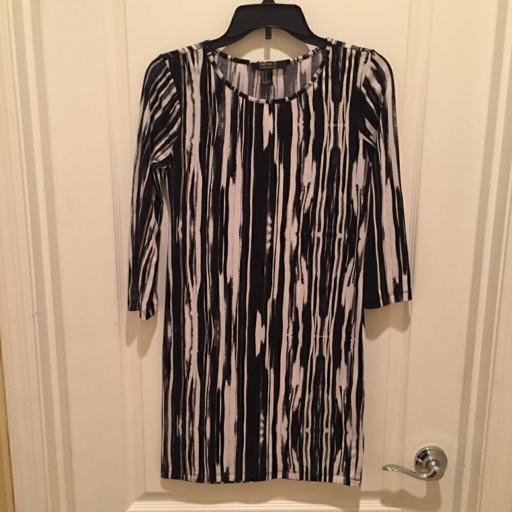 Forever 21 Contemporary Dress 